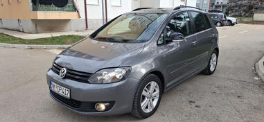 Volkswagen - Golf Plus - 2.O tdi
