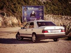 Mercedes Benz - 200 - 200D