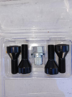 Безопасность Болты для дисков