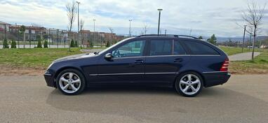 Mercedes Benz - C 220