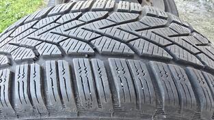 AEZ felne i Semperit gume