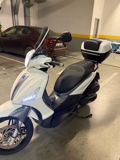 Piaggio - Beverly 350