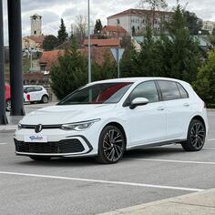Volkswagen - Golf 8 - GTE