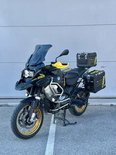 BMW - R1250 GS