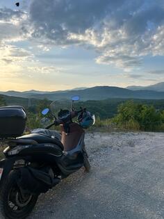 Piaggio - Beverly 350 Sport