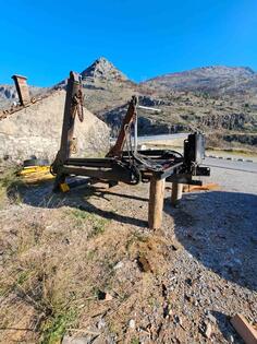 Iveco - podizac kontejnera