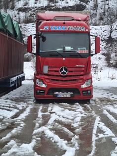 Mercedes Benz - mp4 1843