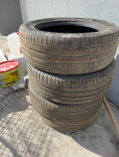 Continental - 235/60-18 - Summer tire