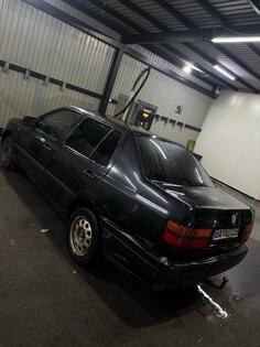 Volkswagen - Vento - 1.9tdi