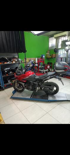 Triumph - Tiger 660 Sport