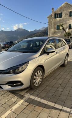 Opel - Astra - 1.5 D Aut. Edition