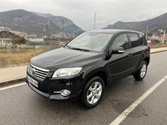 Toyota - RAV 4