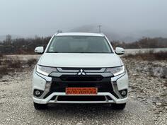 Mitsubishi - Outlander - 2.4 hibrid/benzin
