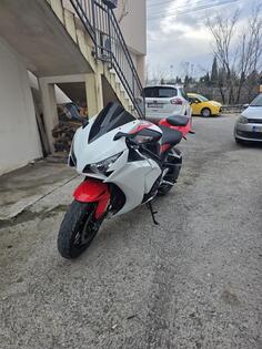Honda - CBR1000RR
