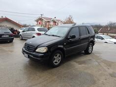 Mercedes Benz - ML 320 - Stranac