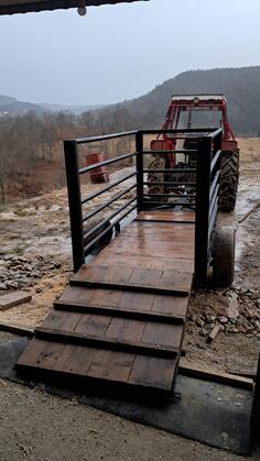 IMT - Prikolica za stoku