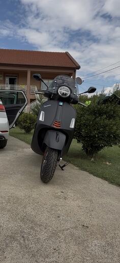 Piaggio - vespa