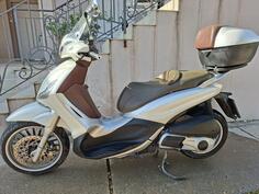 Piaggio - Beverly
