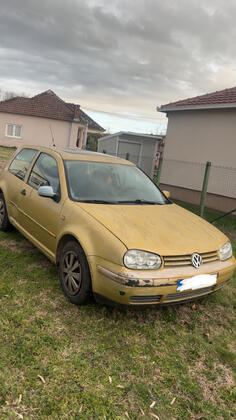Volkswagen - Golf 4 - 1.4