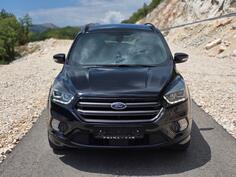 Ford - Kuga - 2.0 TDCI ST-LINE Black Edition 4x4