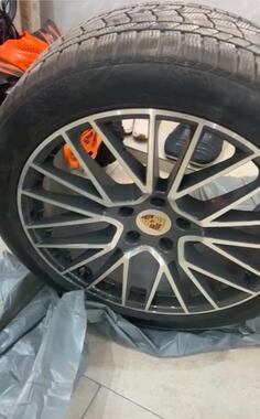 Fabričke felne i gume gume