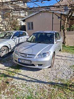 Honda - Civic - 1.3 benzin hibrid