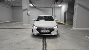 Hyundai - Elantra - 1.6