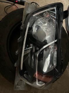 Sağ far za Dacia - Duster    - 2015-2019