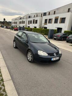Volkswagen - Golf 5 - 1.9 77kw