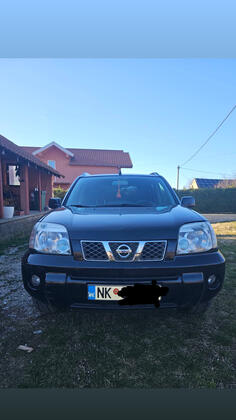 Nissan - X-Trail - 2,2 dCi