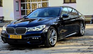 BMW - 740 - 3.0