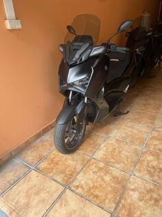 Yamaha - x max 300 tech