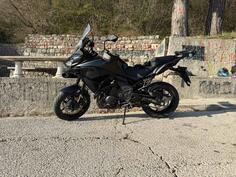 Kawasaki - versys 650 tourer