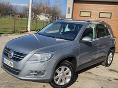 Volkswagen - Tiguan - 2,0tdi
