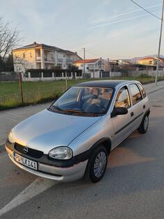 Opel - Corsa - 1.0