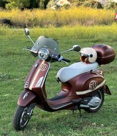 Vespa - Vespa Primavera 50th Anniversary Marrone 50