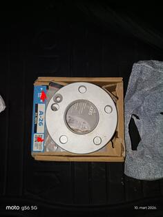 Distance 10 mm - 5x112