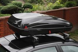 Krovni nosači, koferi, šatori i galerije