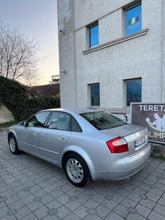 Audi - A4 - 2.5 Quattro