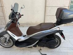 Piaggio - Beverly 300 S ABS