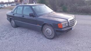 Mercedes Benz - E 200 - 190d