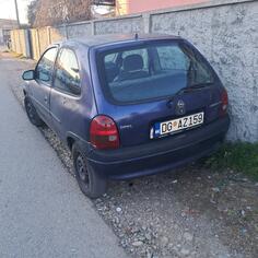Opel - Corsa - 1,3 i
