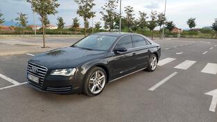 Audi - A8 - 4.2