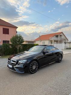 Mercedes Benz - E 220 - E 220 D COUPE AMG