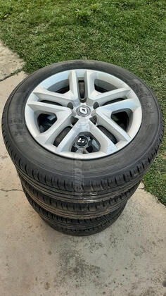 Fabričke felne i RenoMegan gume