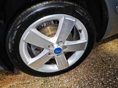 Fabričke felne i Univerzalne gume