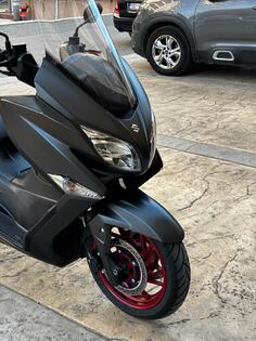 Suzuki - Burgman 400