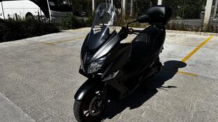 Suzuki - Burgman 400