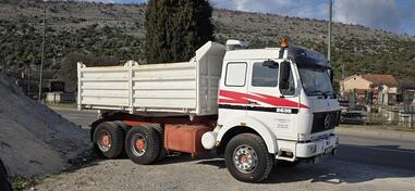 Mercedes Benz - 2635