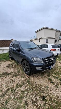 Mercedes Benz - ML 350